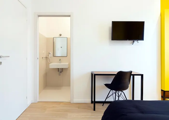 Luciano San Giovanni Guest House